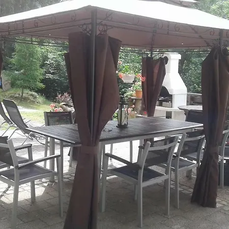 Catton Two Bedroom Near Bad Kleinkirchheim Lägenhet *